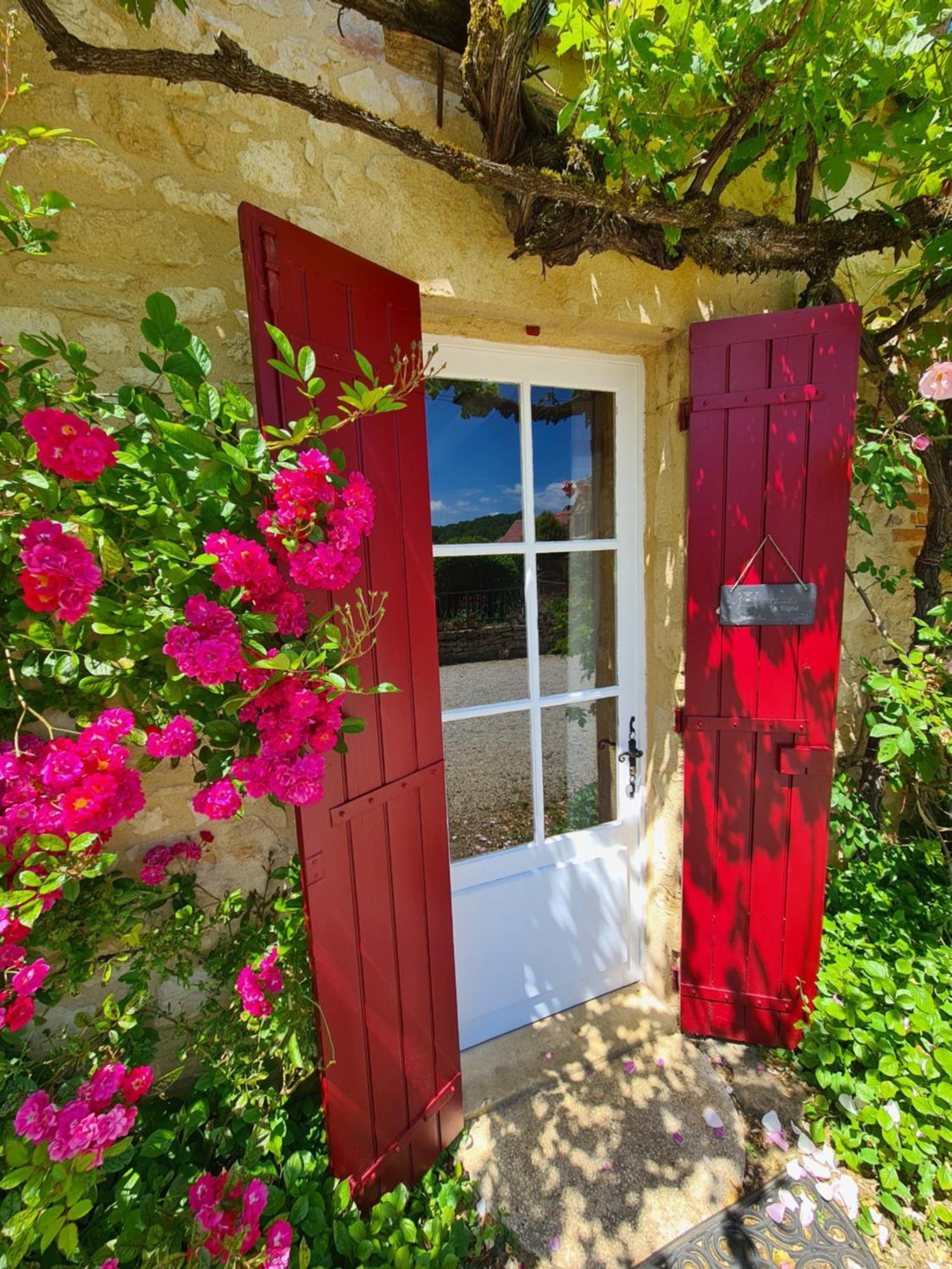 La Ferme De L'Embellie Gites Et Chambres D'Hotes Le Buisson-de-Cadouin Εξωτερικό φωτογραφία